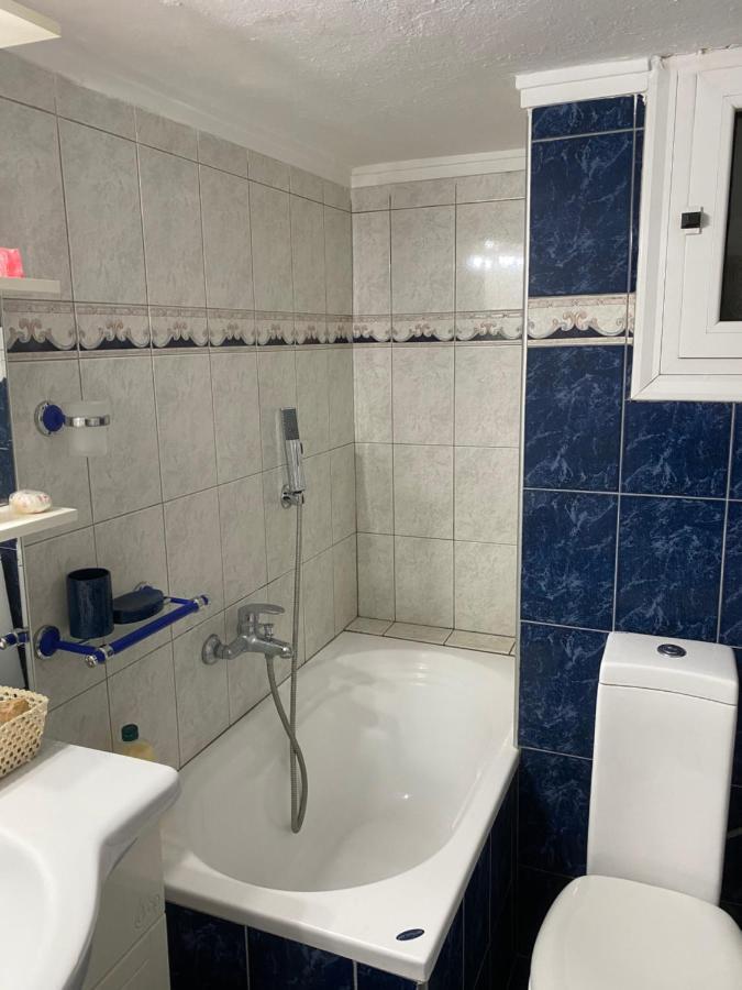 Beautiful Apartment In The Center Of Салоники Экстерьер фото